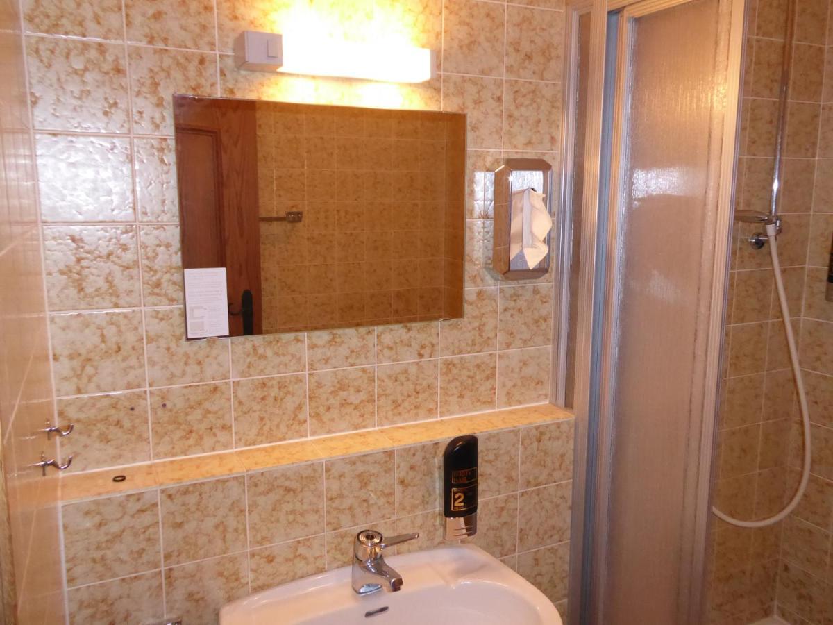 Landhotel Lindenhof Stadtsteinach Экстерьер фото